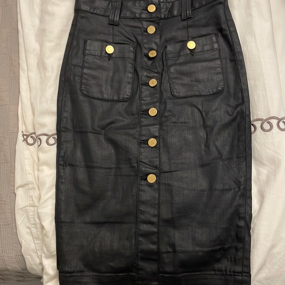 Seven for all Mankind black pencil skirt
